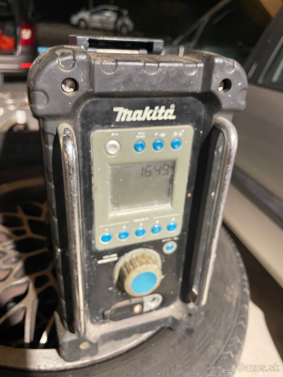 Rádio Makita