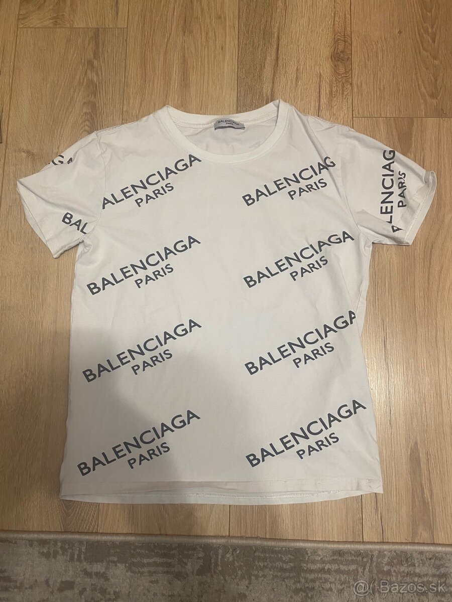 Balenciaga tricko