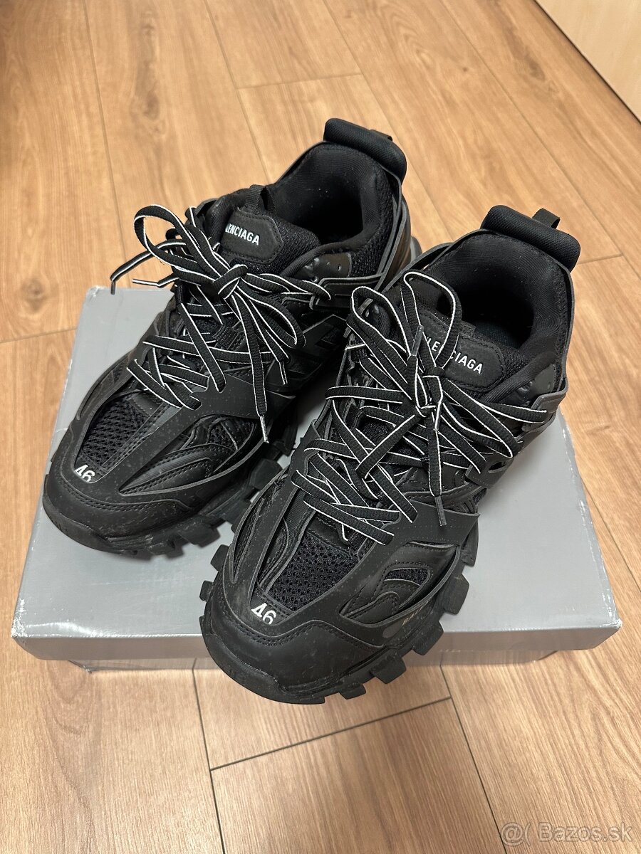 Balenciaga Track LED 46