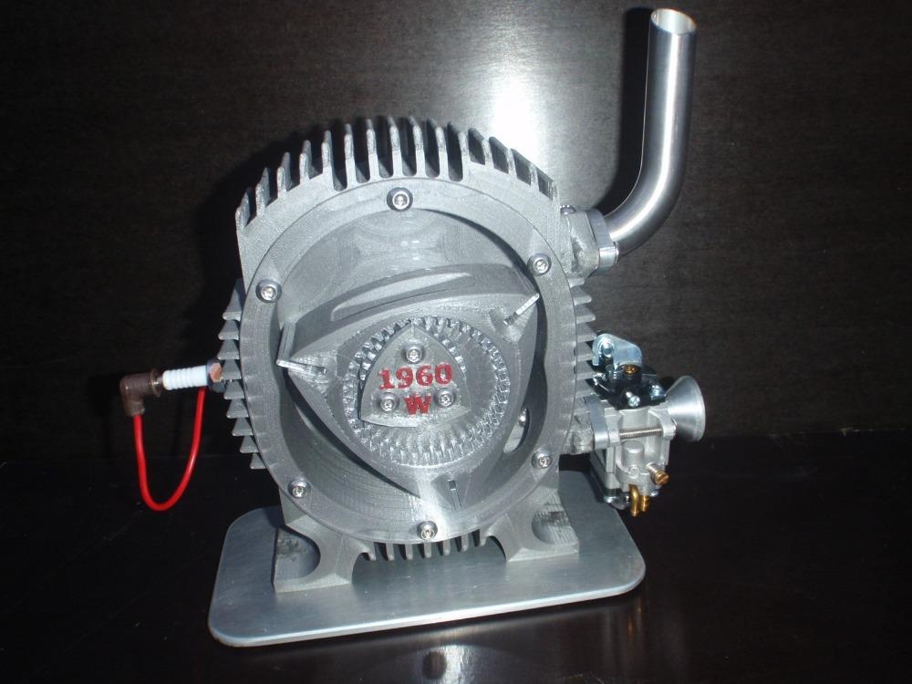 Velký (výška 25cm) výukový model Wankelova motoru