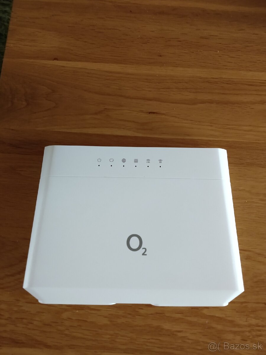 Wifi router O2 Zyxel EX3300-TO + anténa ZTE WF 830