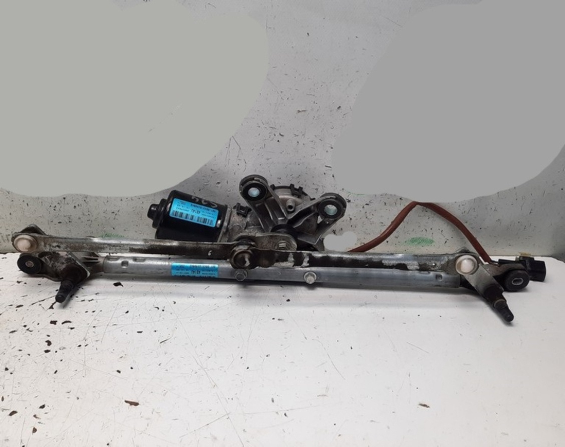 Motorček stieračov predný pantograf Opel Antara 20829043