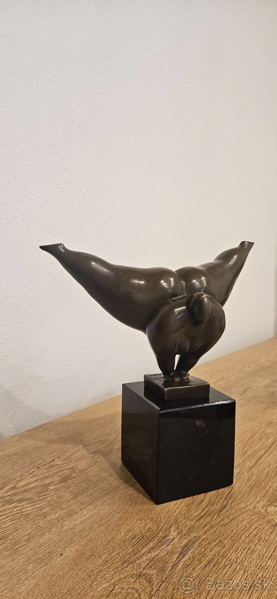 Bronzová socha F.BOTERO Art Deco