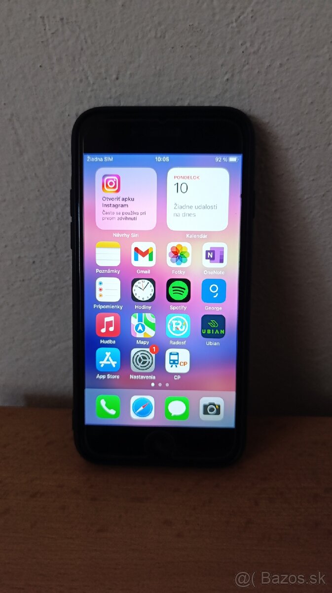 iPhone 8
