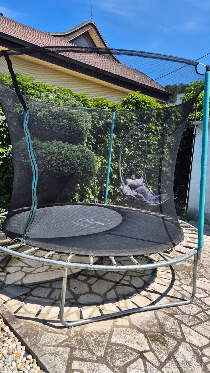 Trampolína