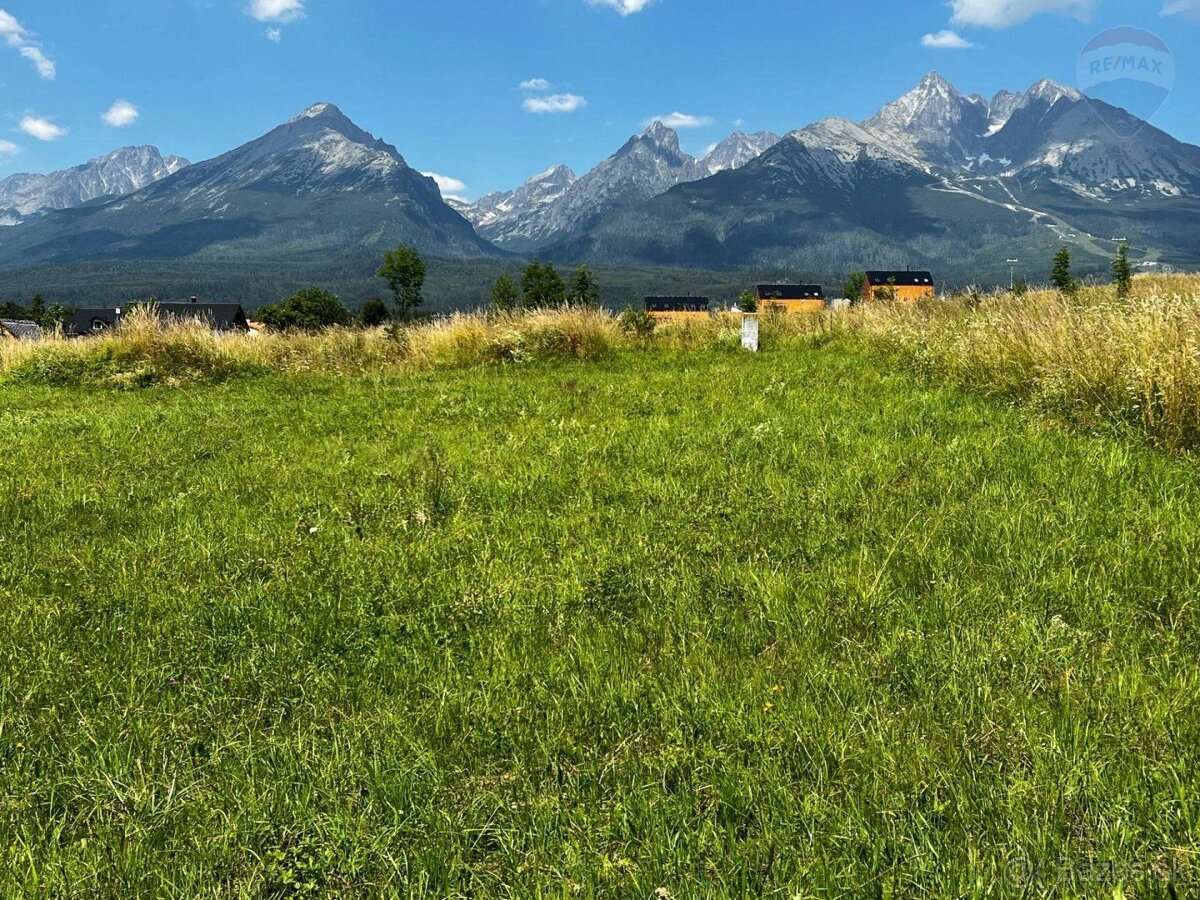 NA PREDAJ stavebný pozemok Stará Lesná - výmera 690 m2