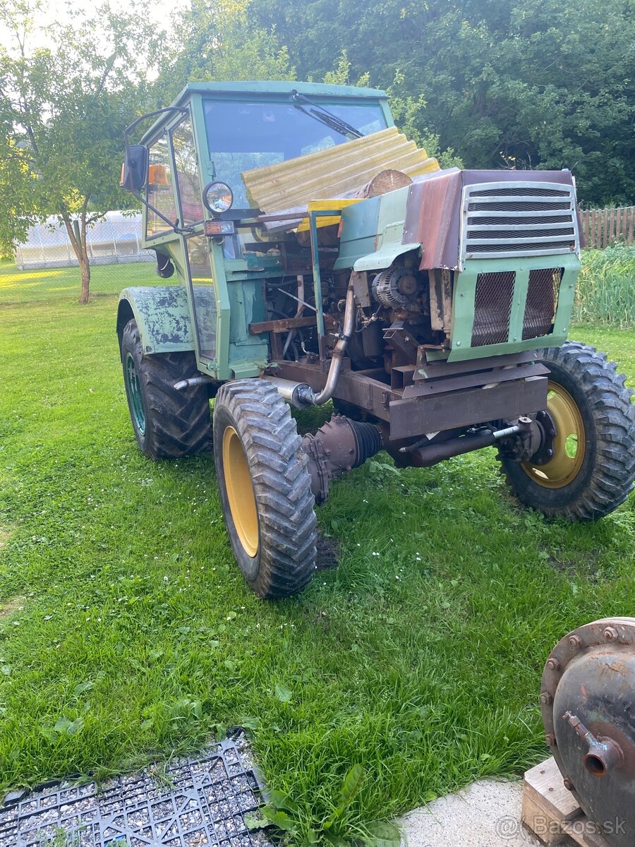 Predám traktor