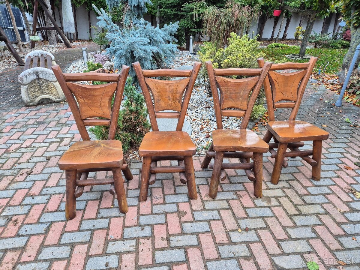 4 masivne zahradne stolicky