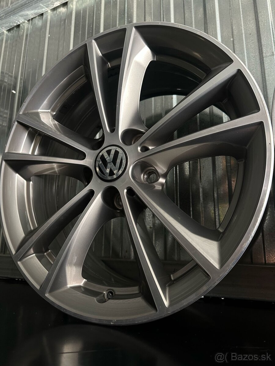 #49 Elektróny originál VW 5x112 r17