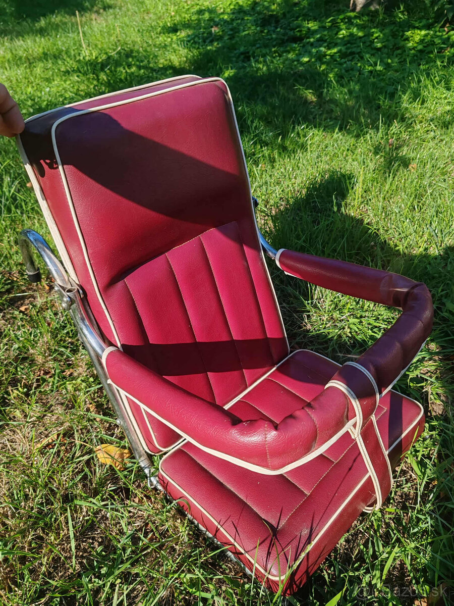 Retro detská autosedačka