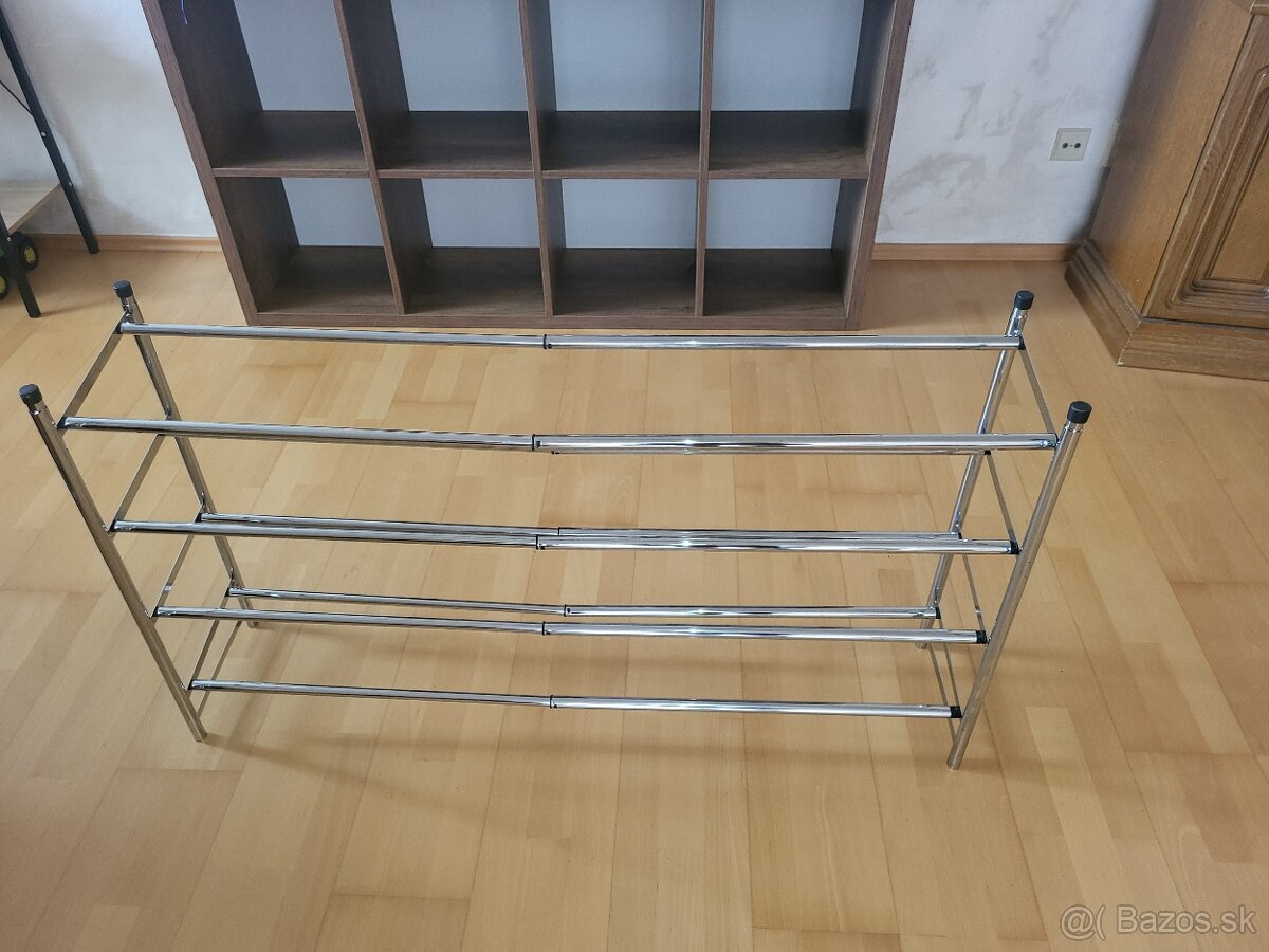 Teleskopicky stojan na topanky - botnik