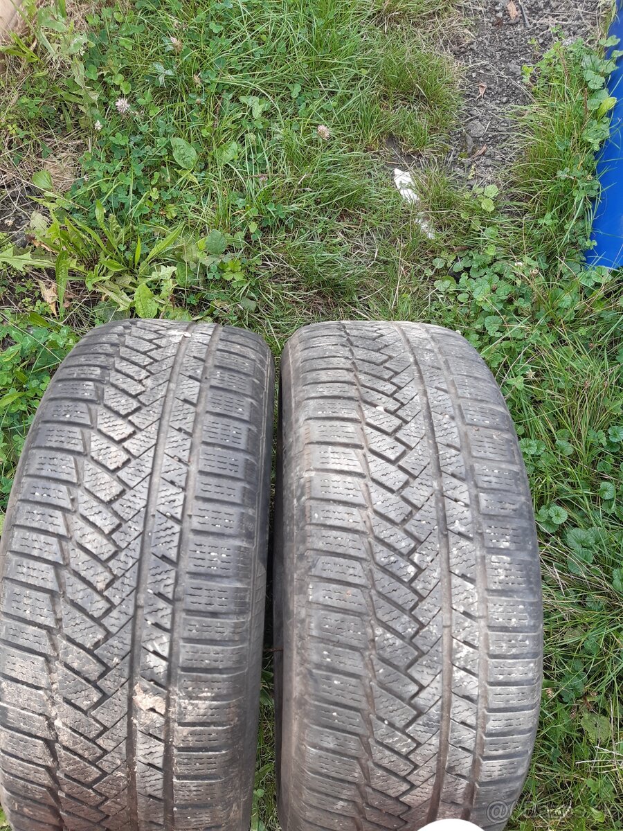 225/55R16 zimné pneumatiky 5mm continental