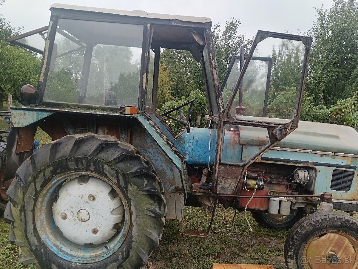 Traktor Zetor 4011