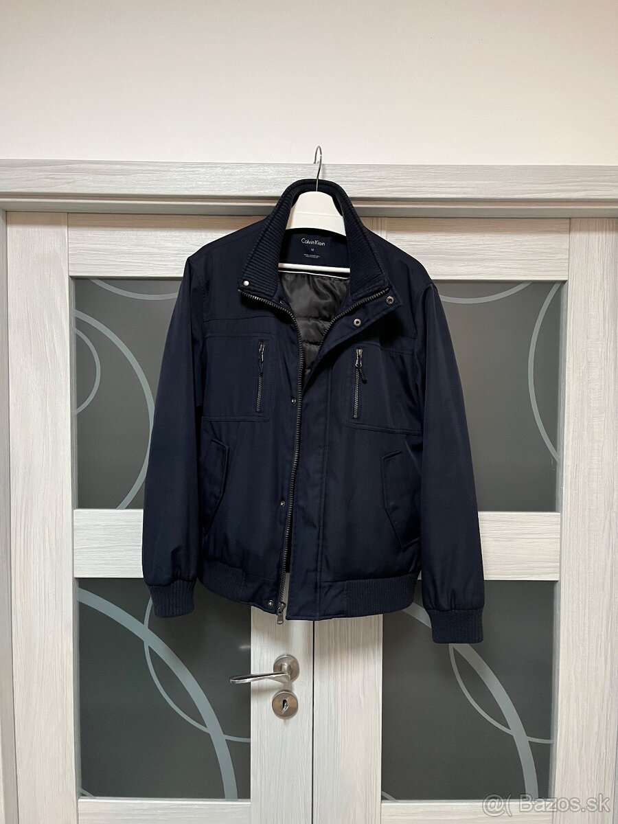 Calvin Klein bunda M
