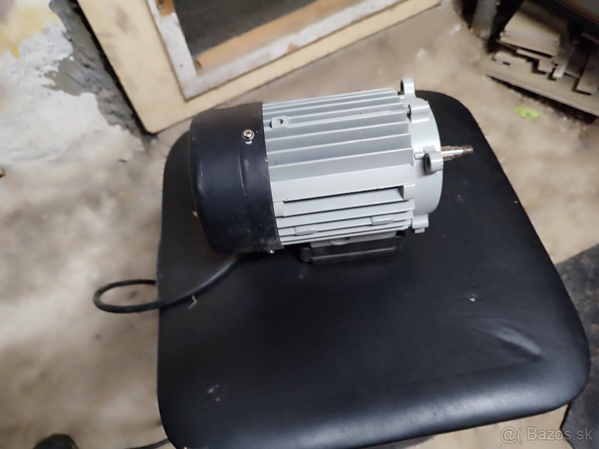 Motor na čerpadlo
