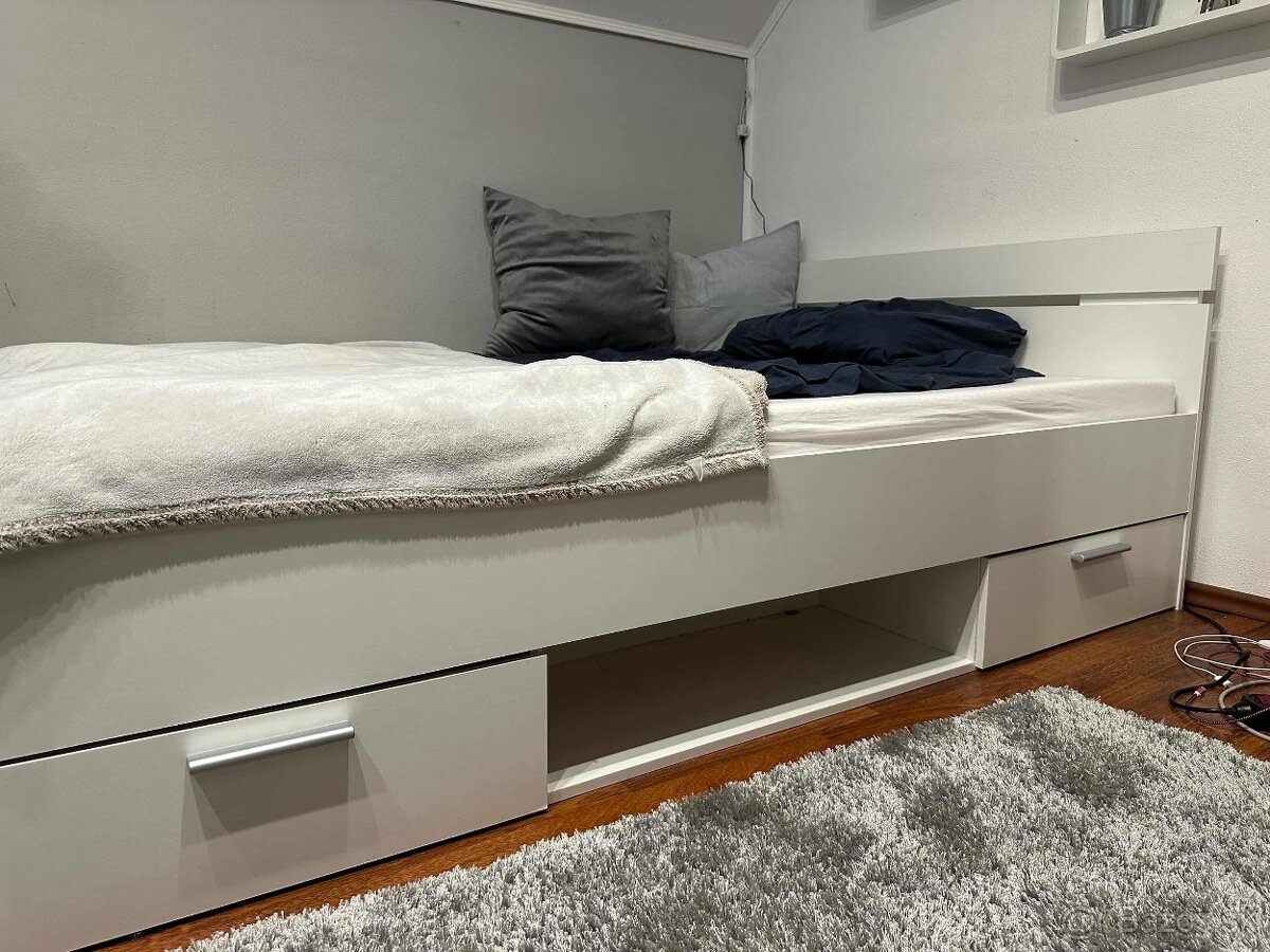 Posteľ s úložným priestorom + rošt