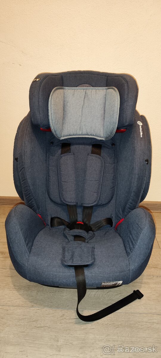 Autosedačka Petite & Mars