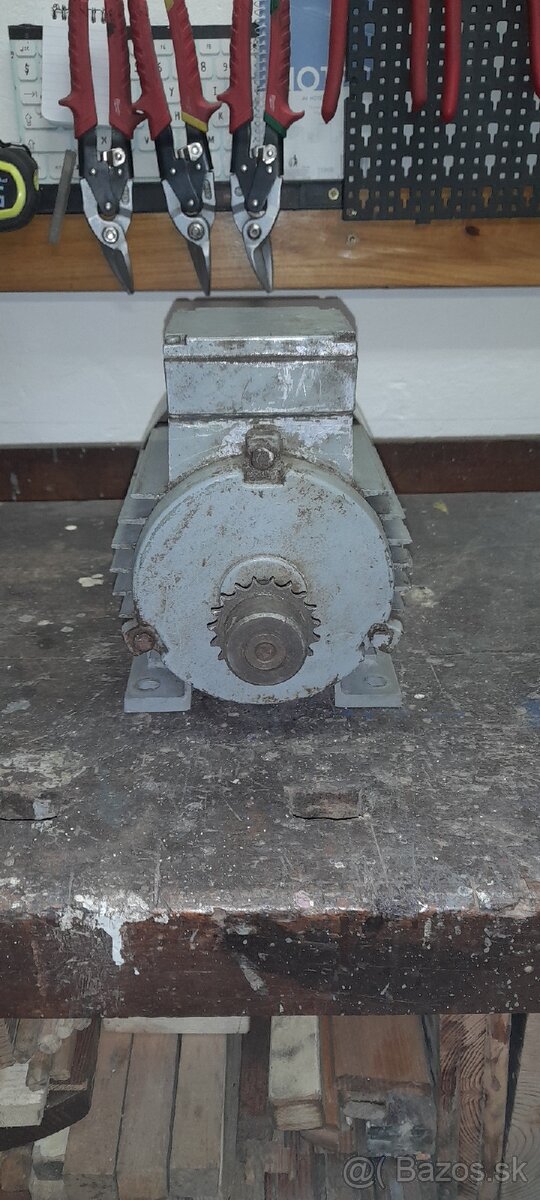 Predám elektromotor.