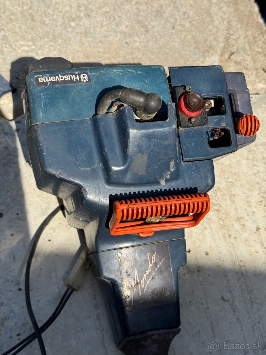 Predam funkčný motor krovinorez husqvarna