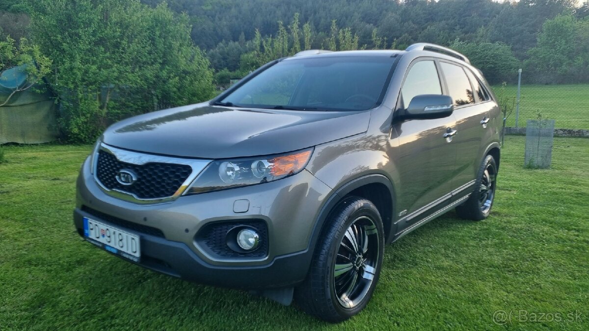 KIA SORENTO 2.2 CRDi 4WD AUTOMAT - NOVÁ STK/EK - SUPER STAV