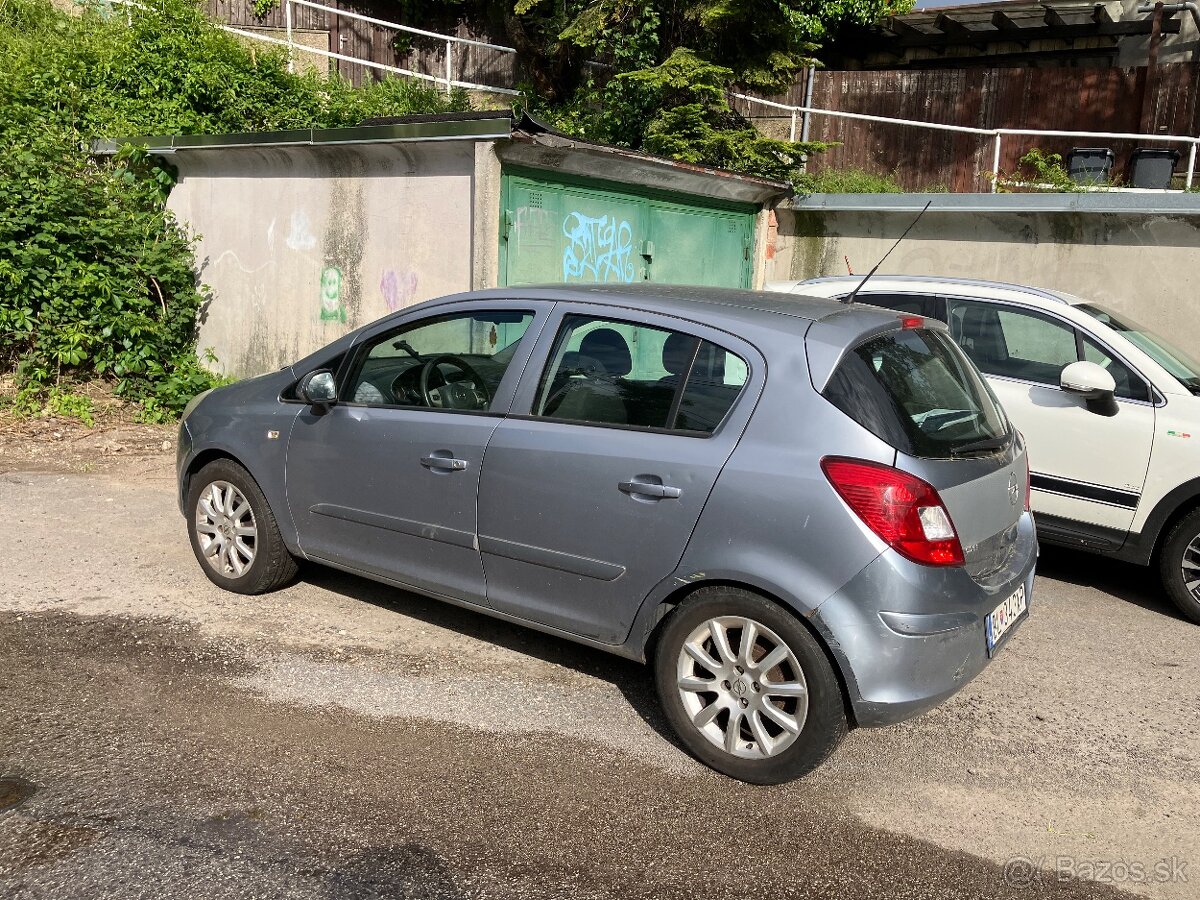 Opel corsa 1,3 CDTI