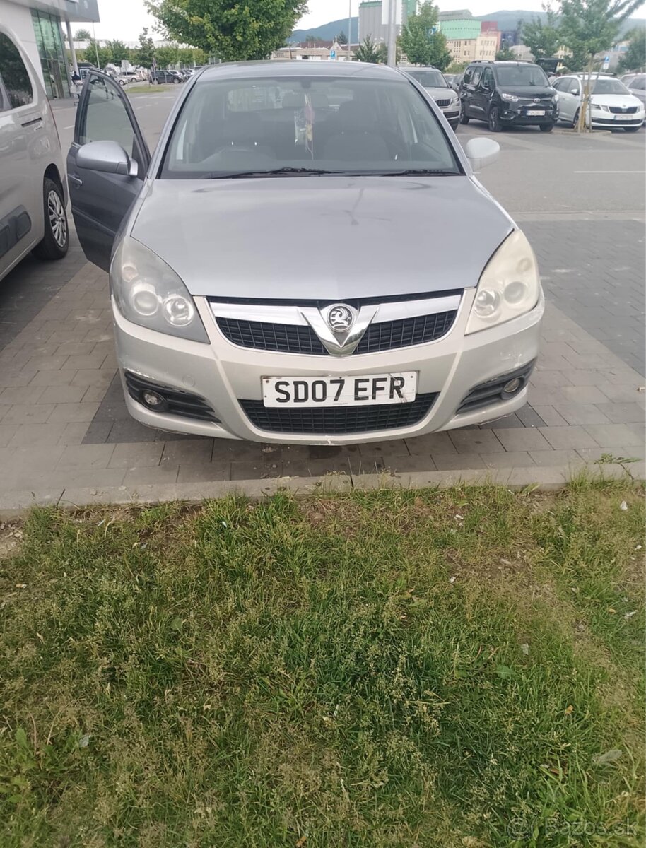 Opel vectra c 1.9 88kw mot este platny