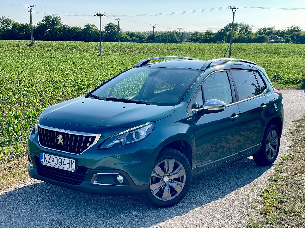 Peugeot 2008 1.2 PureTech Style E6.2