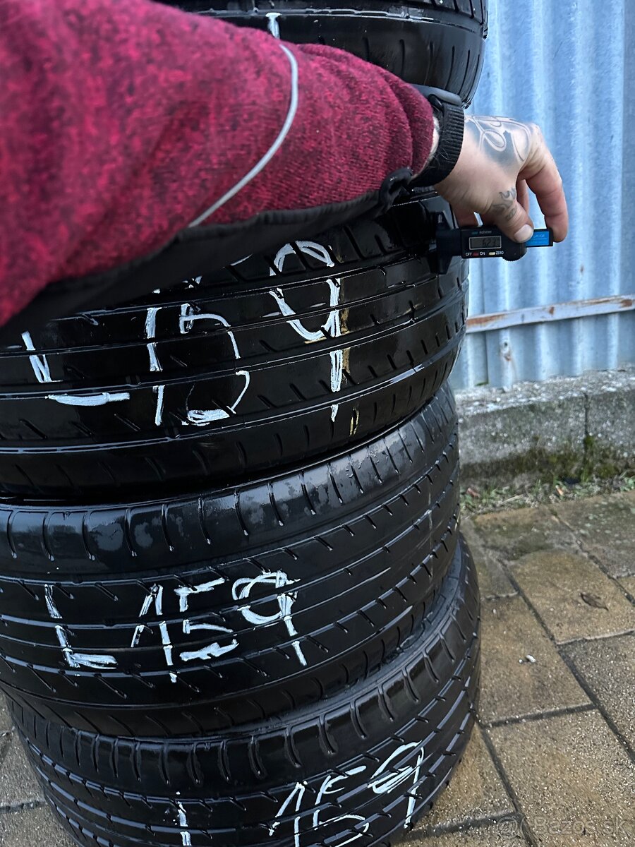 L159 4ks letné 295/40R21