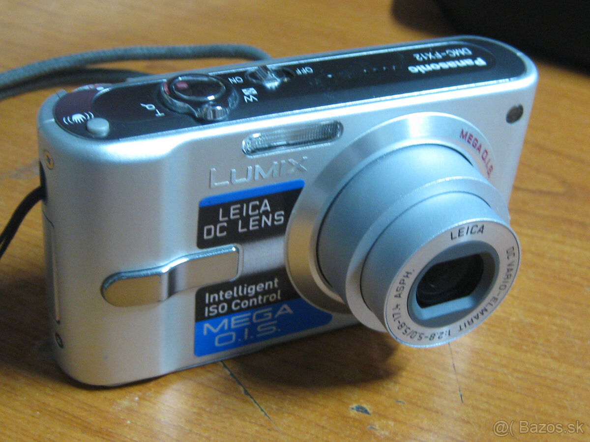 Panasonic LUMIX DMC-FX12
