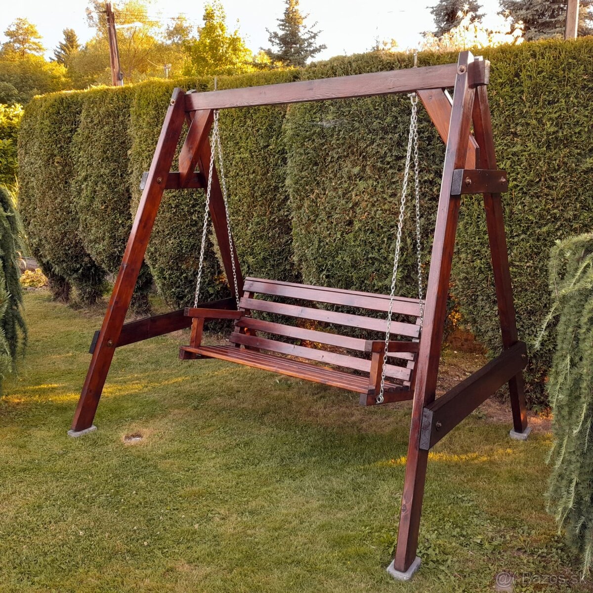 Záhradná hojdačka