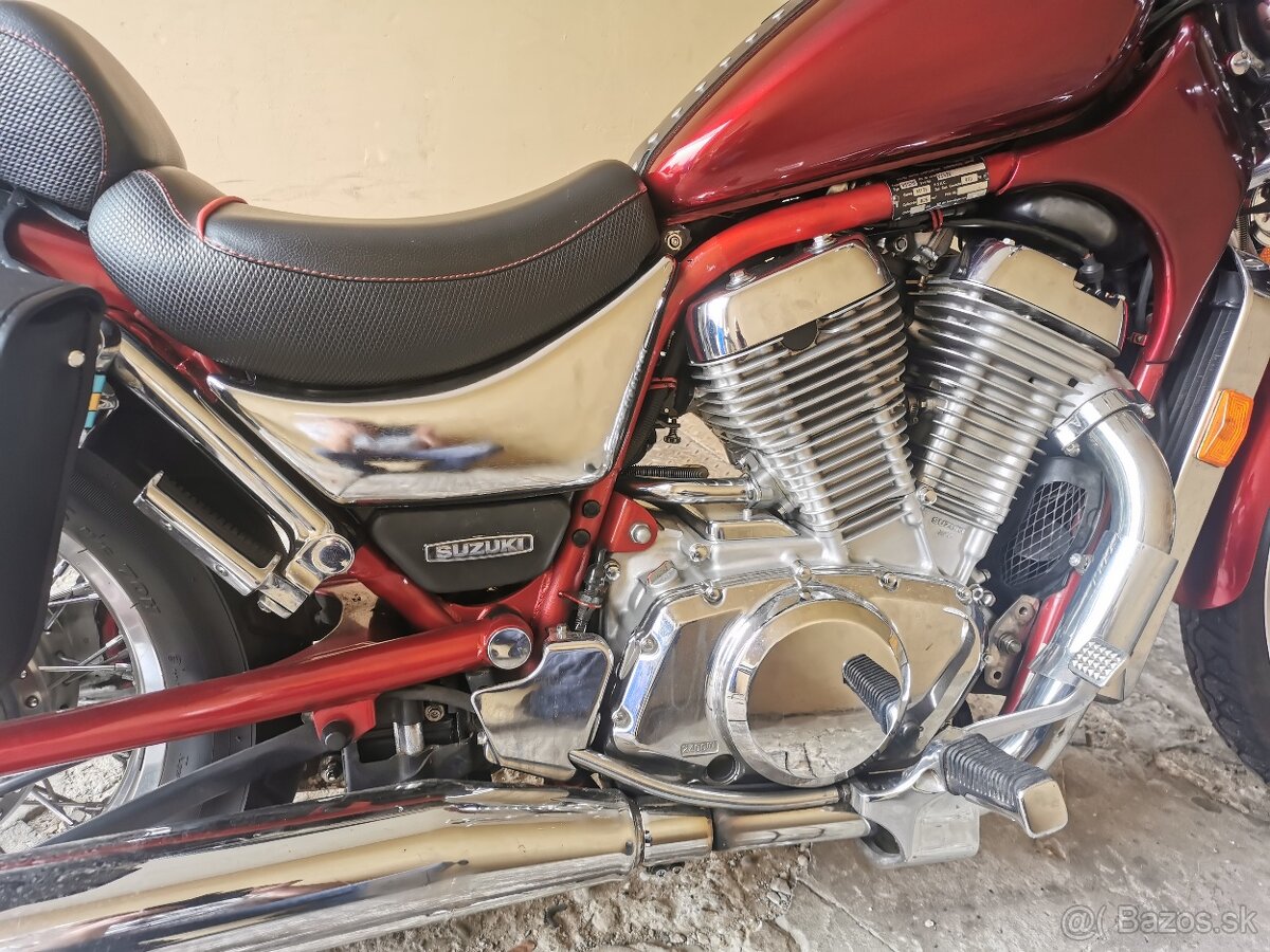 Predám Suzuki vs800 Intruder.