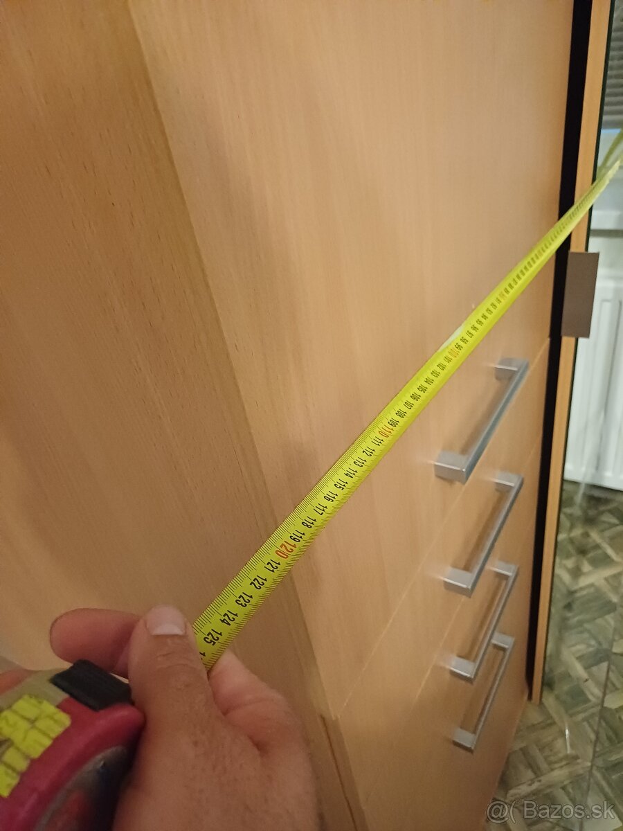 Predám tieto zachovalé skrine