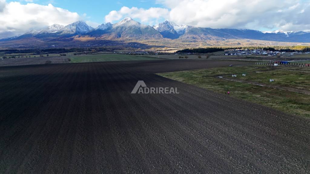 INV. PRÍLEŽITOSŤ: Stav. pozemok 2999 m2; Mlynica; 269 000 €