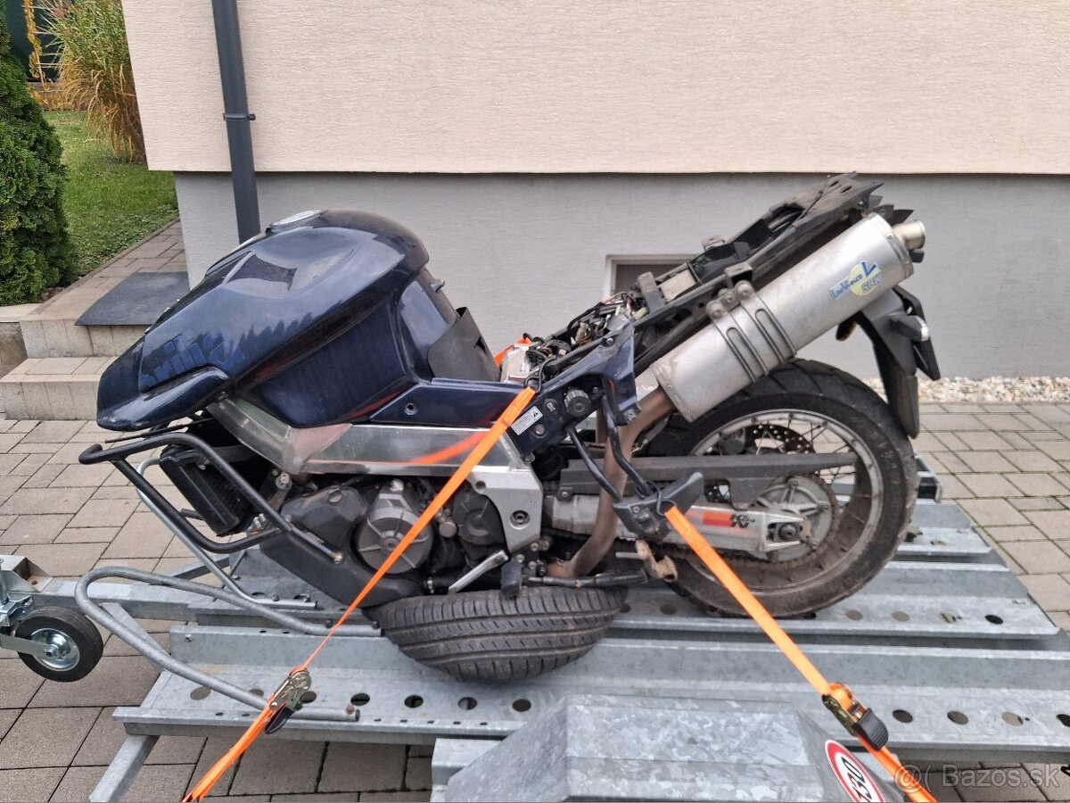 APRILIA 1000 CAPONORD  2001