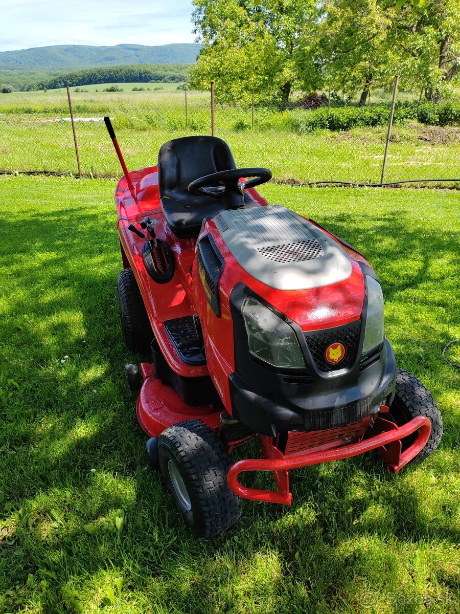 Traktorova kosačka wolf Garten 105.220H