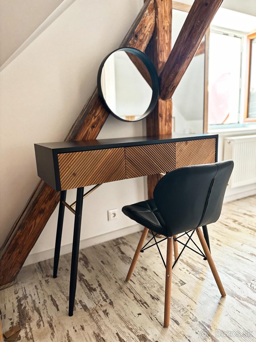 Toaletný stolik so stoličkou (kozmetický stolík so stoličkou