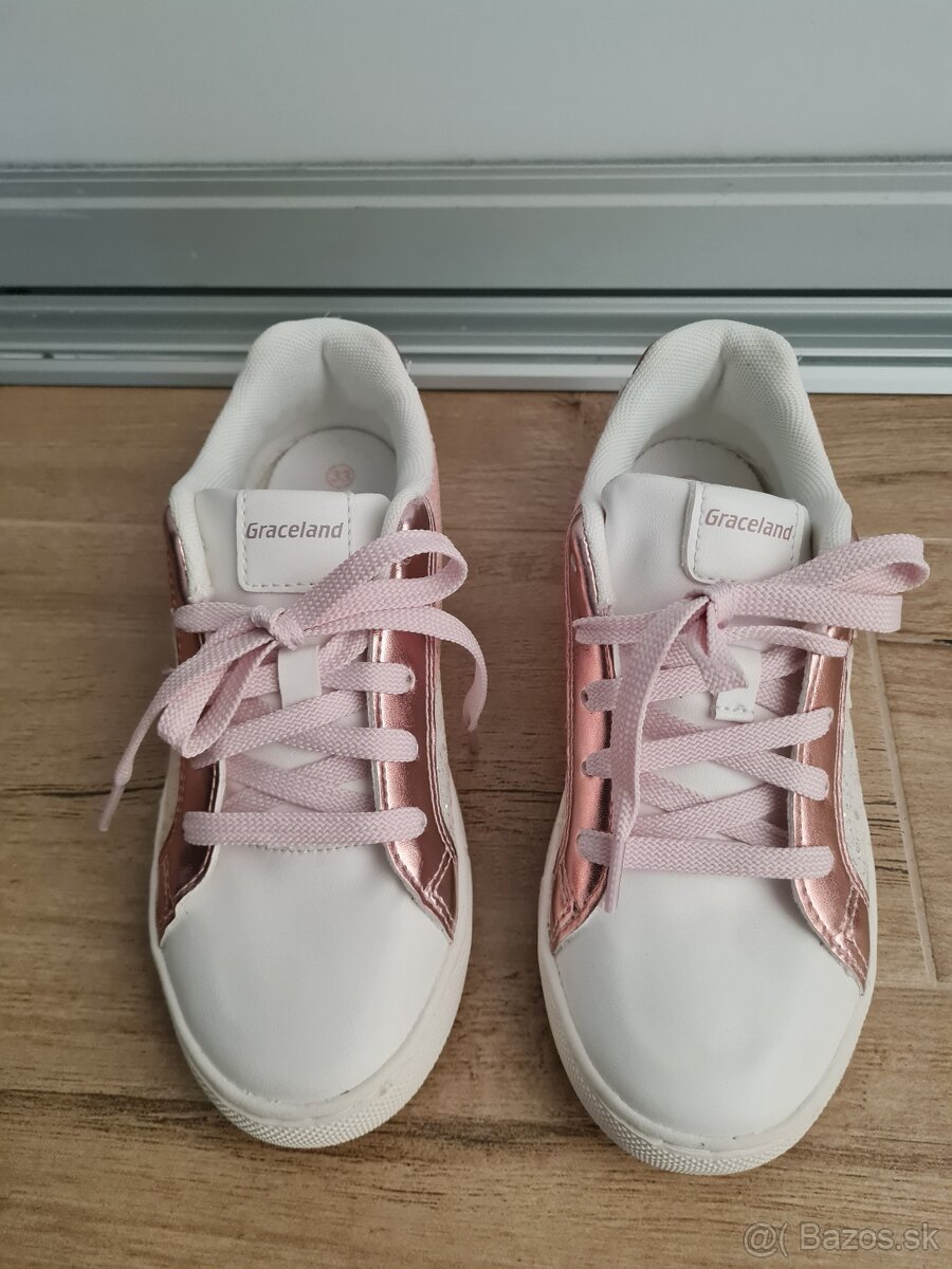 Tenisky značky Graceland veľ. 33