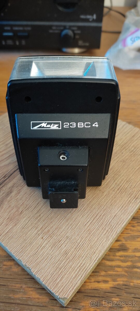 Blesk Metz Mecablitz 23BC4