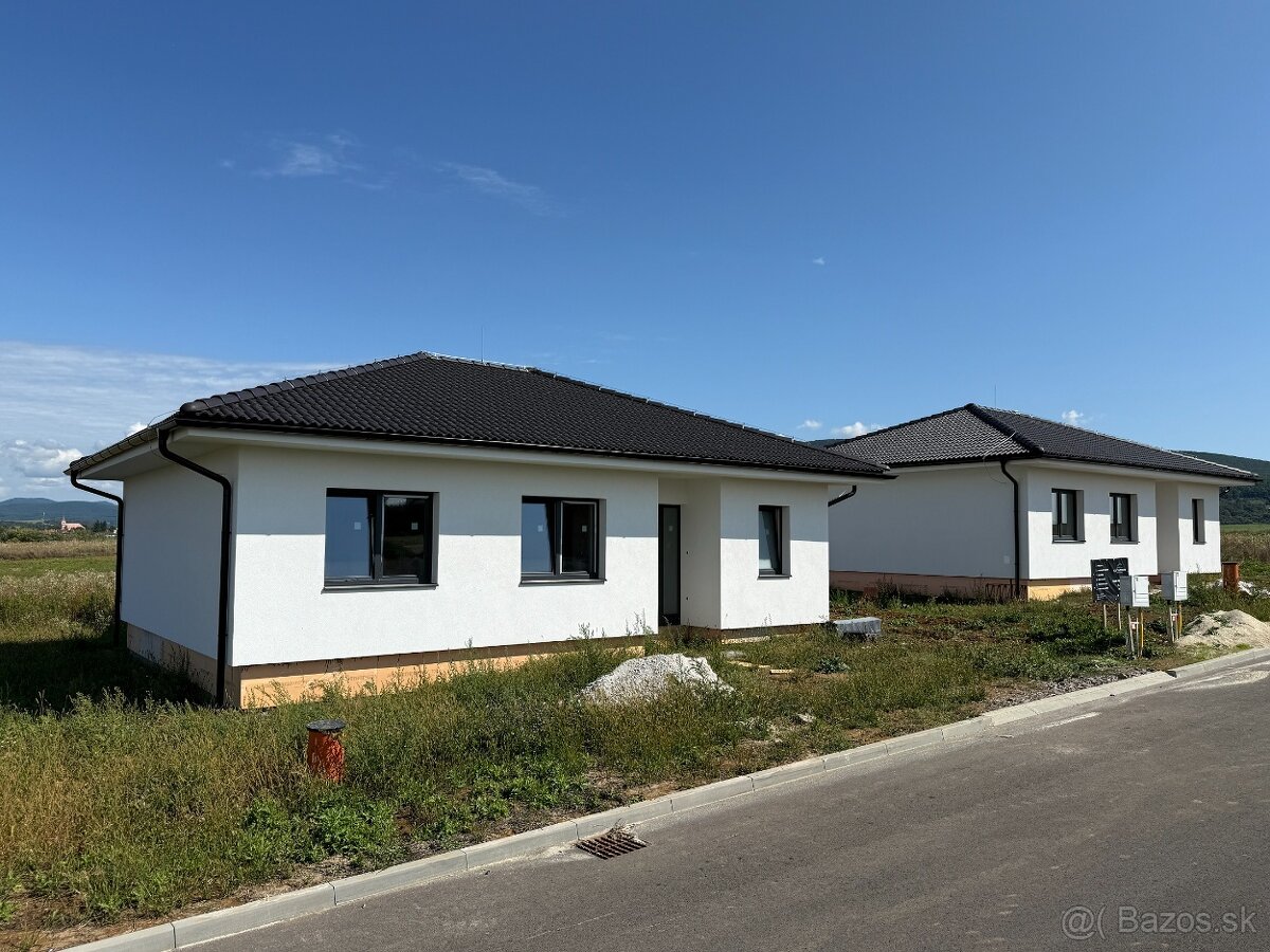 NOVOSTAVBA - ZLATÉ MORAVCE