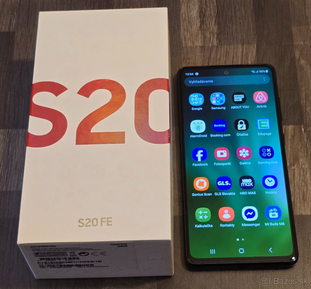 Predám Samsung Galaxy S20 FE 5G – perfektný stav