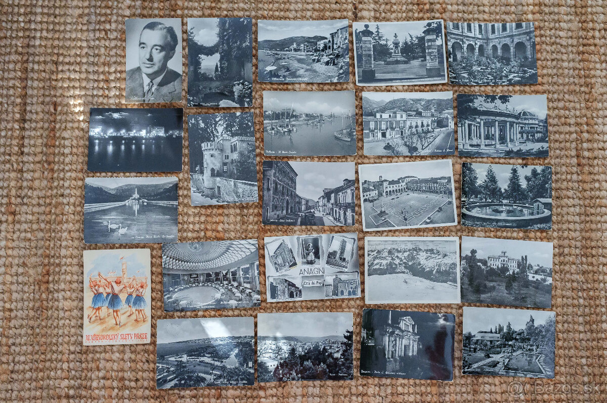 Sada 240 historických talianskych čiernobielych pohľadníc