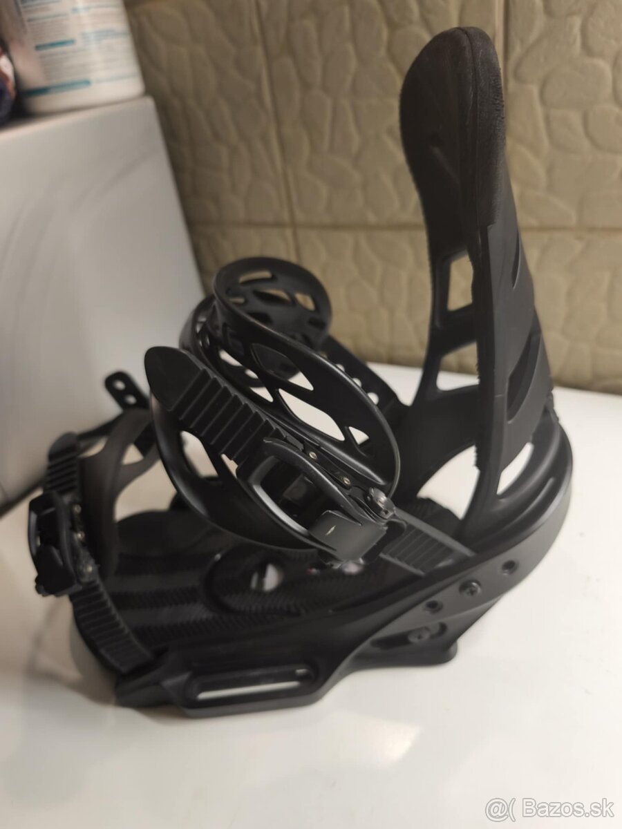 Burton Mission EST (M) 2021/22