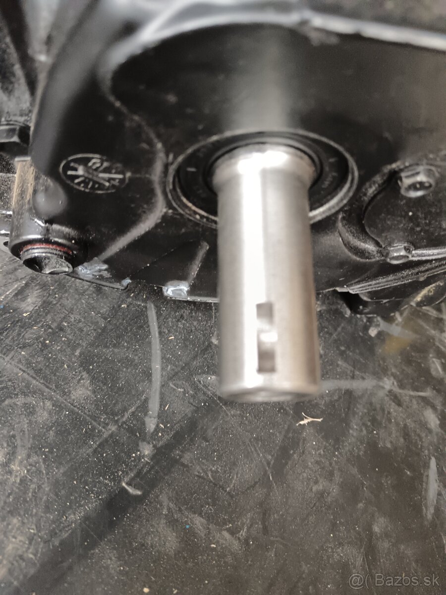 Motor BRIGGSANDSTRATTON