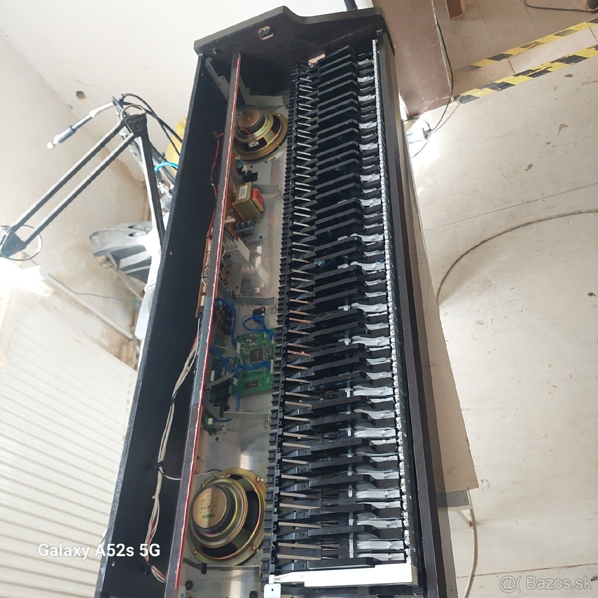 Kúpim digitálne piano Yamaha