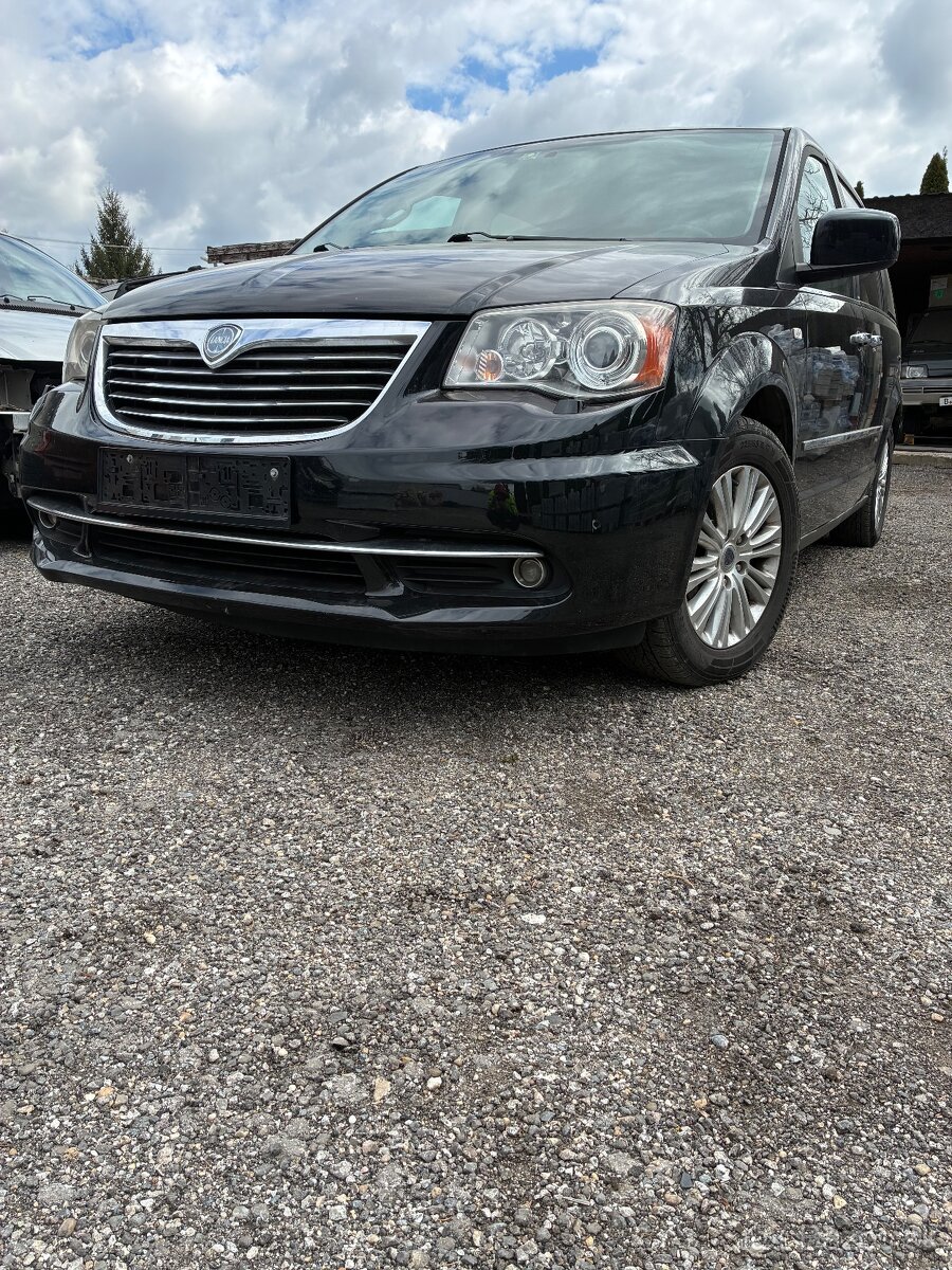 Lancia voyager
