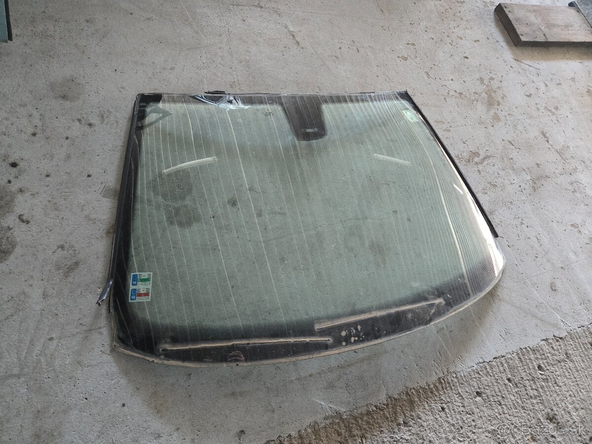 Čelné sklo a bočné _ peugeot 406 coupe