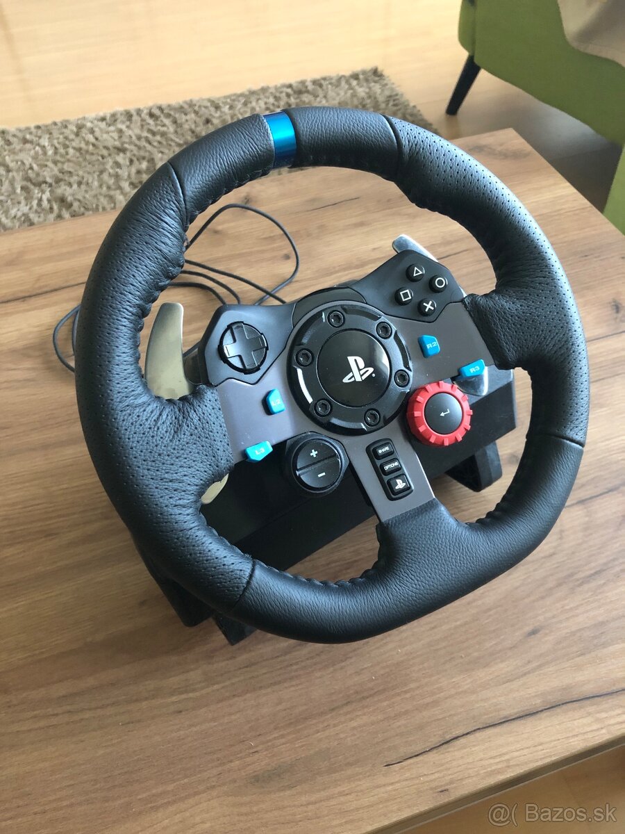 Logitech G29 + pedále + radiaca páka