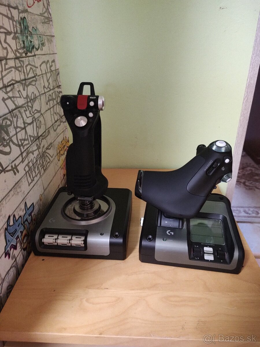 Logitech x52 professional hotas