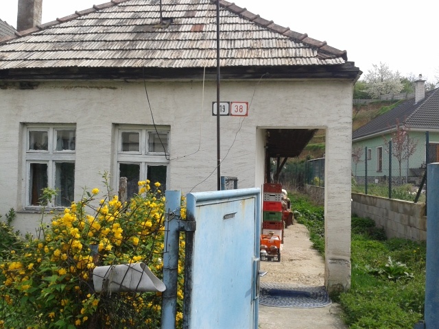 Predaj RD Sokolovce 210m pozemok
