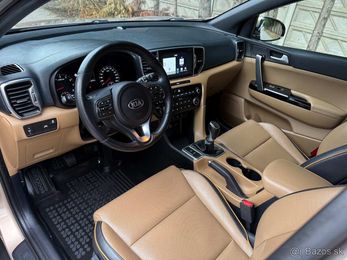 KIA SPORTAGE 1.6 GDI PLATINUM/ 56 000 KM/ 1.MAJITEĽ/ SK AUTO